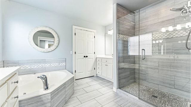 9 Bluestem Lane, Bentonville, AR 72712