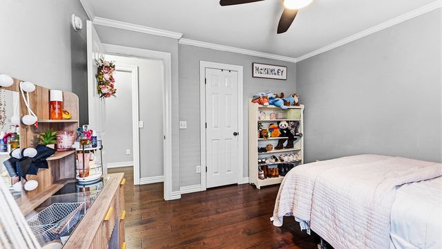 9 Bluestem Lane, Bentonville, AR 72712