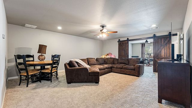 9 Bluestem Lane, Bentonville, AR 72712