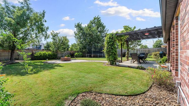 9 Bluestem Lane, Bentonville, AR 72712