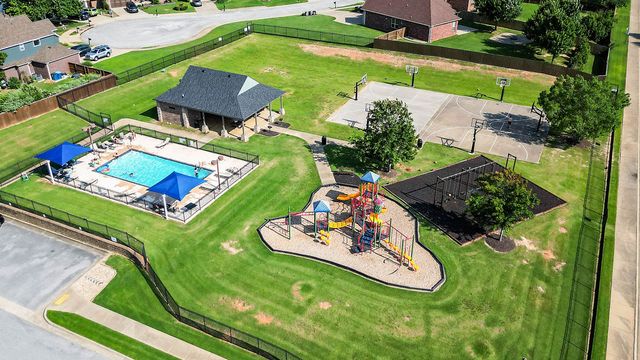 9 Bluestem Lane, Bentonville, AR 72712