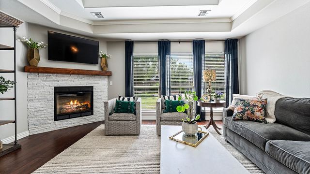 9 Bluestem Lane, Bentonville, AR 72712