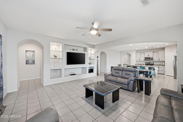 6686 W PLEASANT OAK Court, Florence, AZ 85132