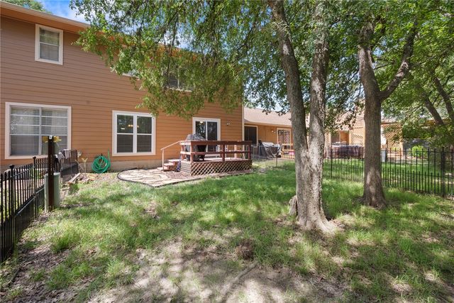 2837 Oakside Drive, Bryan, TX 77802