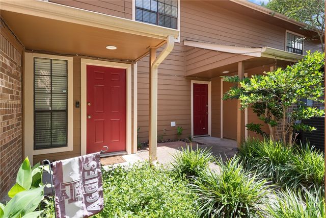 2837 Oakside Drive, Bryan, TX 77802