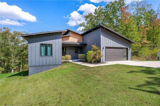 66 Glyndebourne Drive, Bella Vista, AR 72714