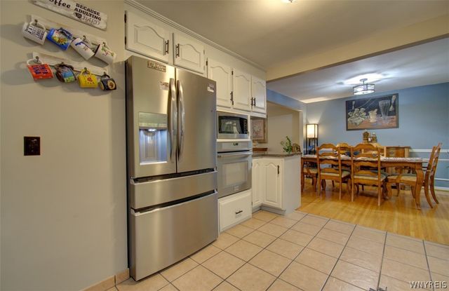 86 Sweetwood Drive North, Amherst, NY 14228
