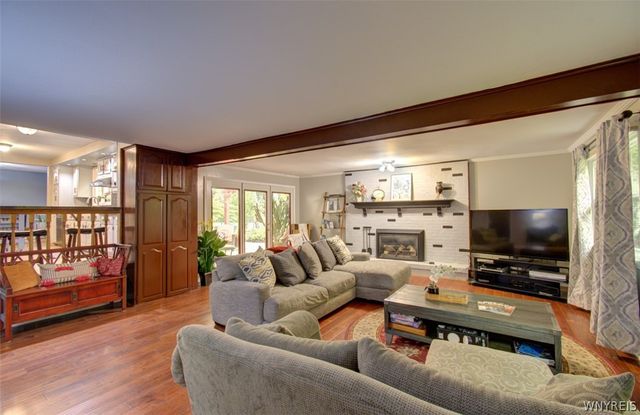 86 Sweetwood Drive North, Amherst, NY 14228