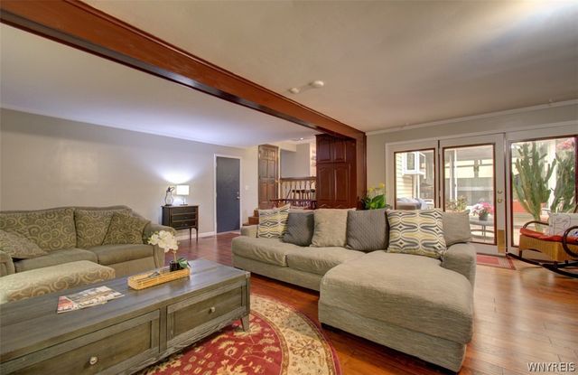 86 Sweetwood Drive North, Amherst, NY 14228