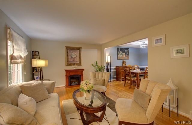 86 Sweetwood Drive North, Amherst, NY 14228