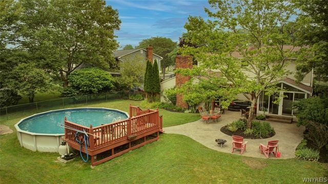 86 Sweetwood Drive North, Amherst, NY 14228