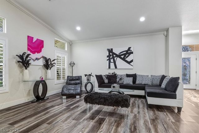 7400 Bisonwood Avenue, Las Vegas, NV 89131