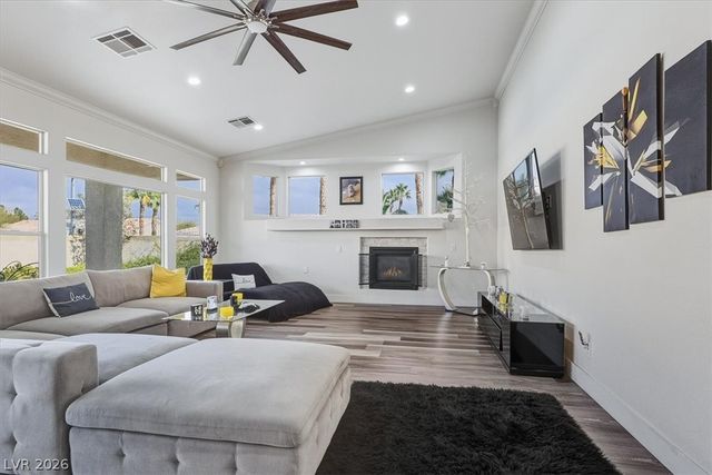 7400 Bisonwood Avenue, Las Vegas, NV 89131