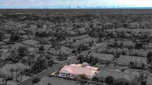 7400 Bisonwood Avenue, Las Vegas, NV 89131