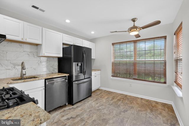 22 VICTORIA CIR, Collegeville, PA 19426