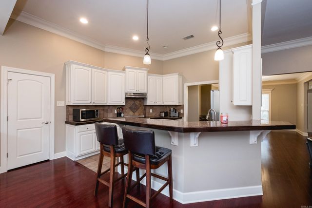 4 Clancy Court, Little Rock, AR 72223