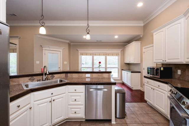 4 Clancy Court, Little Rock, AR 72223