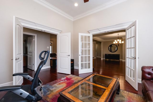 4 Clancy Court, Little Rock, AR 72223