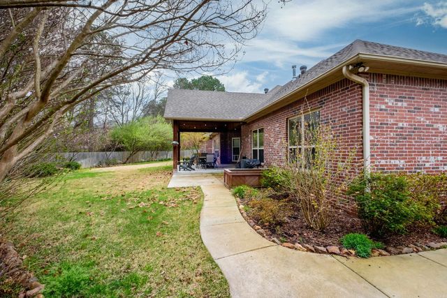 4 Clancy Court, Little Rock, AR 72223