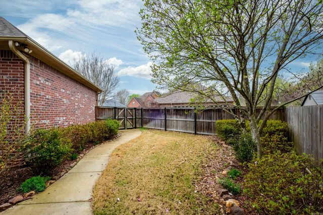 4 Clancy Court, Little Rock, AR 72223