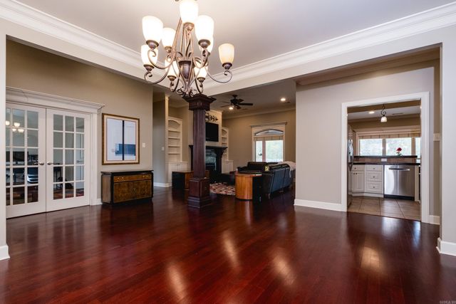 4 Clancy Court, Little Rock, AR 72223