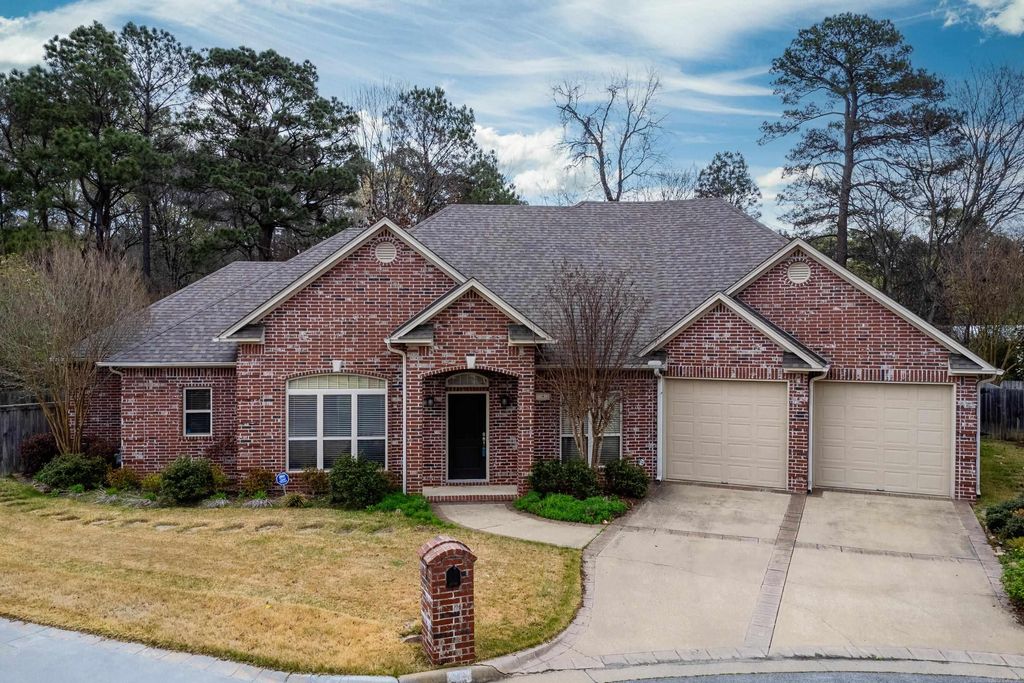 4 Clancy Court, Little Rock, AR 72223