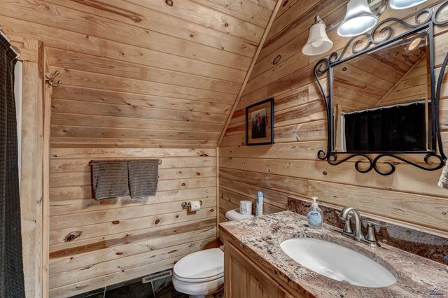 21172 HIGH RIDGE TRL, Lead, SD 57754