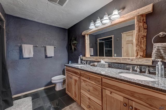 21172 HIGH RIDGE TRL, Lead, SD 57754