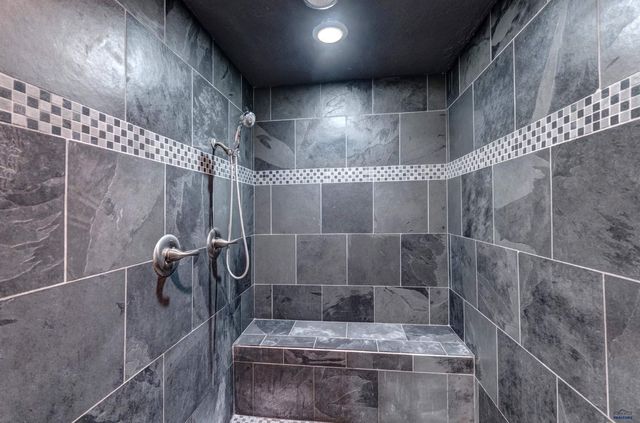 21172 HIGH RIDGE TRL, Lead, SD 57754