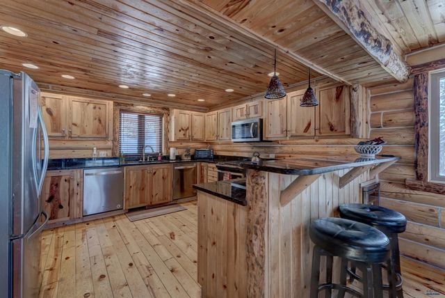 21172 HIGH RIDGE TRL, Lead, SD 57754