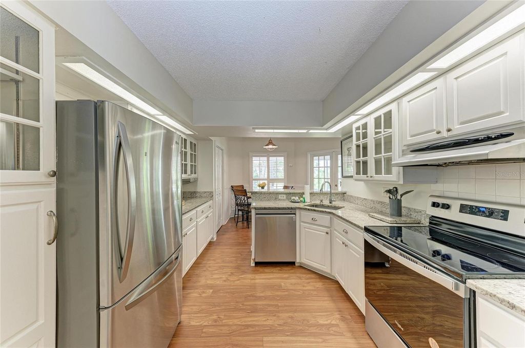 Image 14 of property listing at 1003 83RD STREET NW, Bradenton, FL 34209
