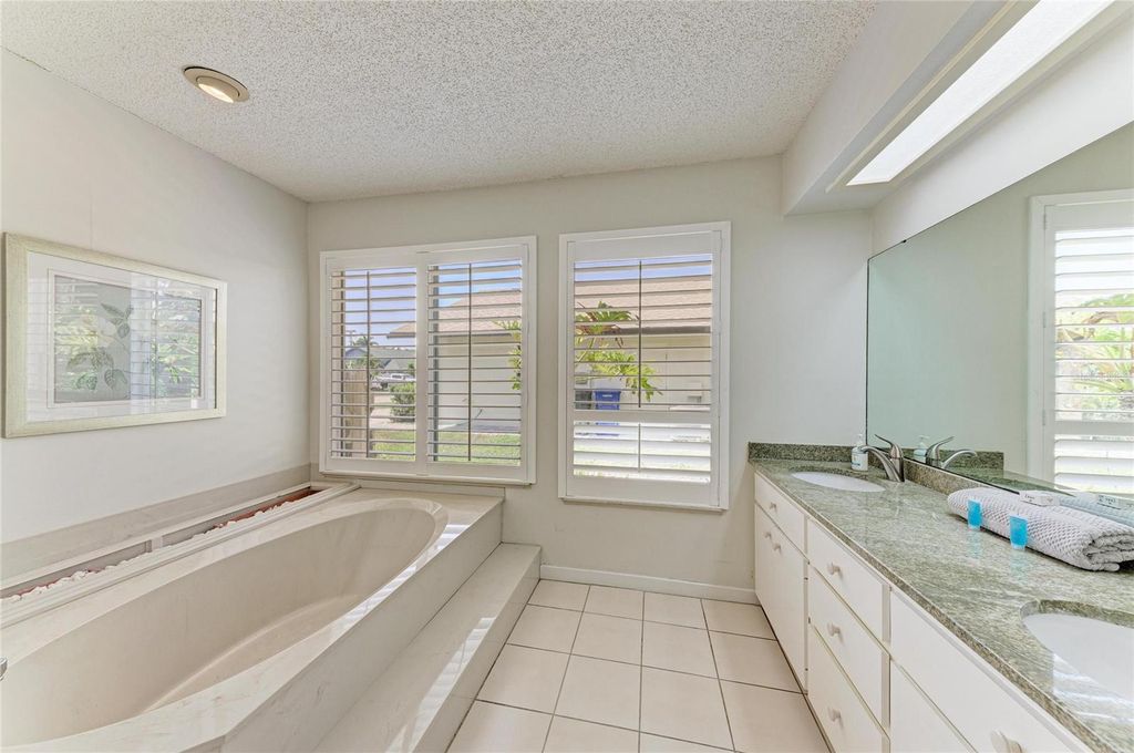 Image 24 of property listing at 1003 83RD STREET NW, Bradenton, FL 34209