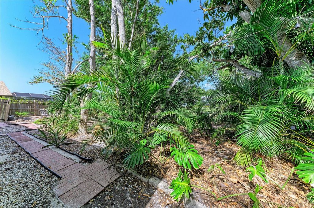 Image 38 of property listing at 1003 83RD STREET NW, Bradenton, FL 34209
