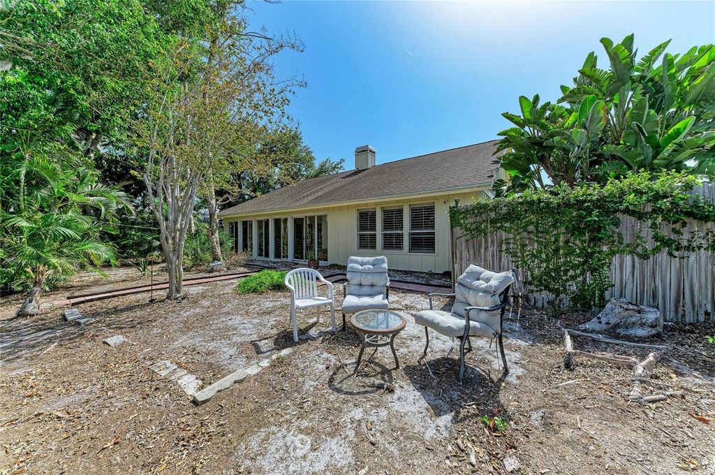 Image 40 of property listing at 1003 83RD STREET NW, Bradenton, FL 34209