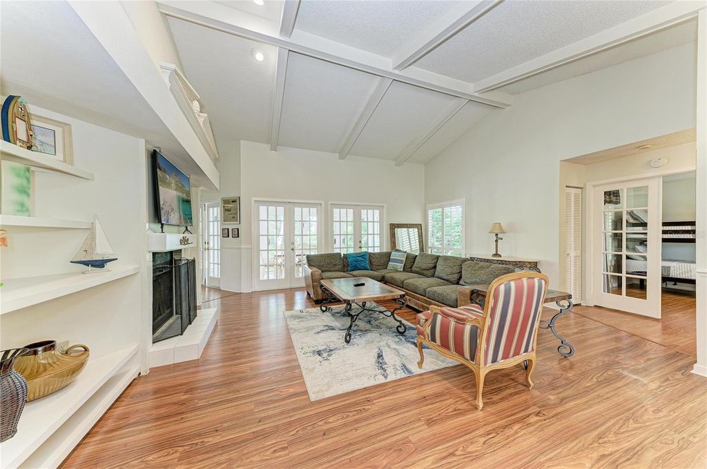 Image 5 of property listing at 1003 83RD STREET NW, Bradenton, FL 34209