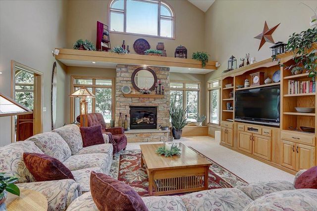 S7711 Freedom Road, North Freedom, WI 53951