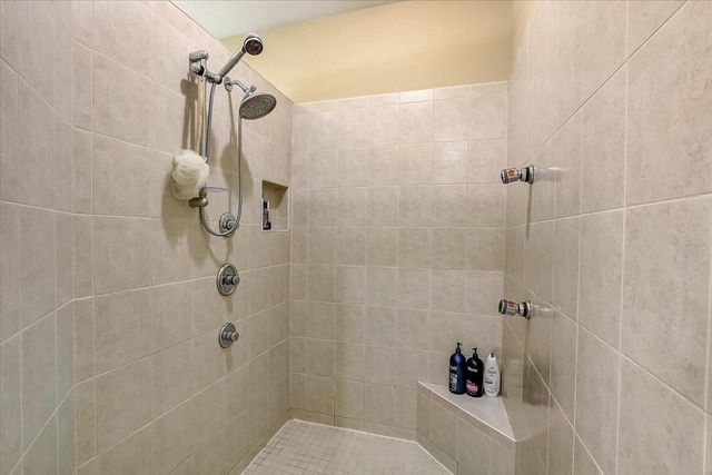 S7711 Freedom Road, North Freedom, WI 53951