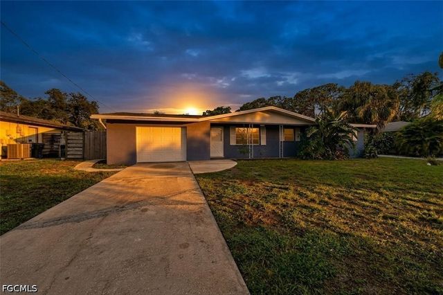 3238 Savage RD, Sarasota, FL 34231