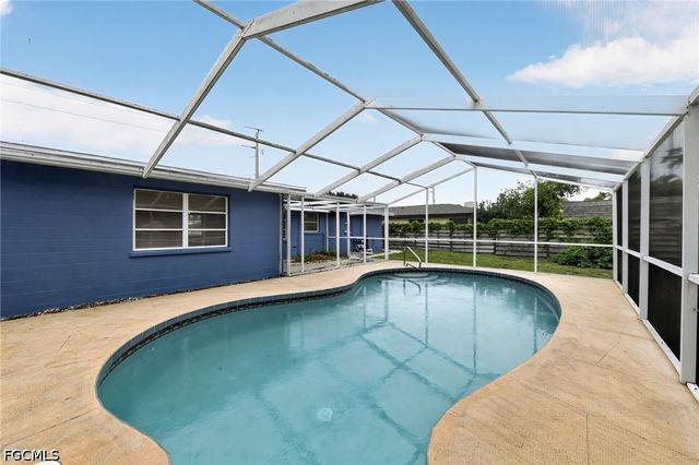 3238 Savage RD, Sarasota, FL 34231