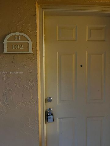 18111 NW 68th Avenue H102, Hialeah, FL 33015