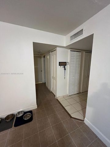 18111 NW 68th Avenue H102, Hialeah, FL 33015