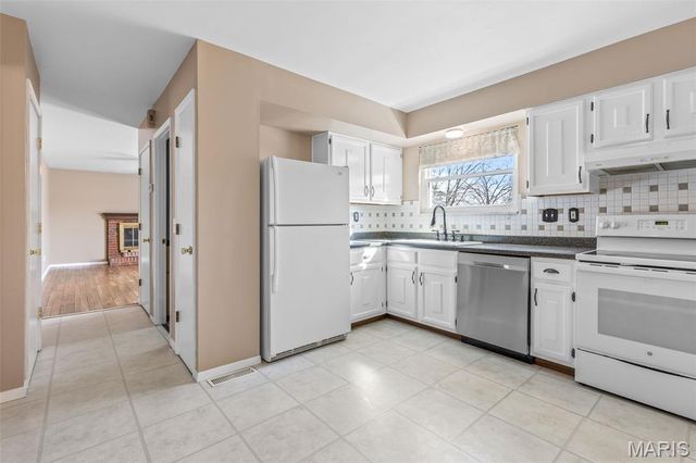 4130 Monte Vista, St Louis, MO 63129