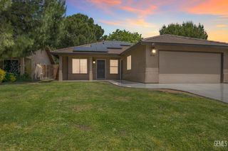 814 Greenwood Meadow Lane, Bakersfield, CA 93308