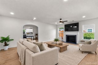 1402 N Brents Avenue, Sherman, TX 75090
