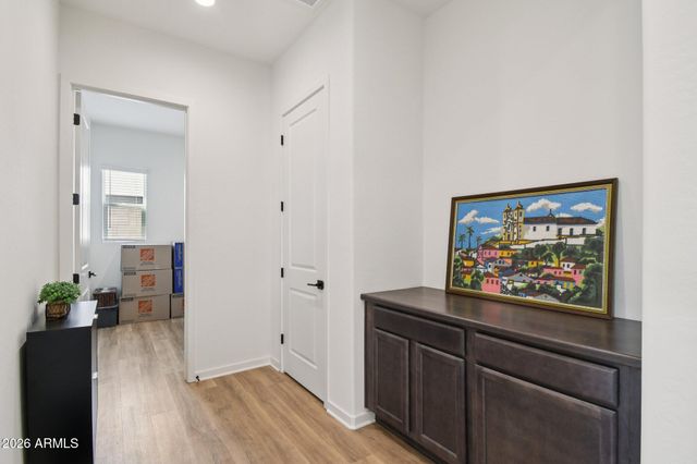 19742 W TURNEY Avenue, Litchfield Park, AZ 85340