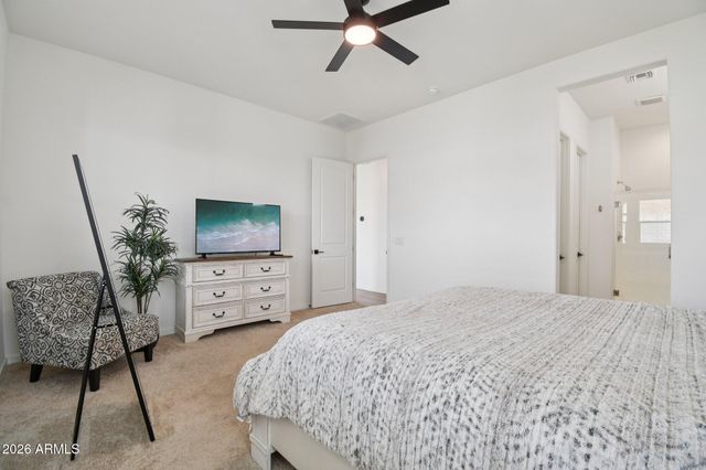 19742 W TURNEY Avenue, Litchfield Park, AZ 85340