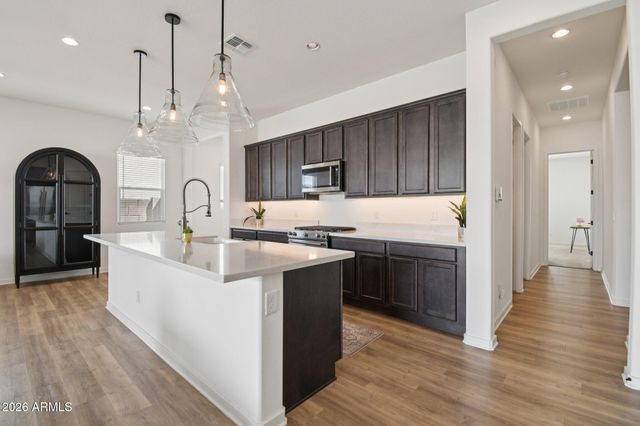 19742 W TURNEY Avenue, Litchfield Park, AZ 85340