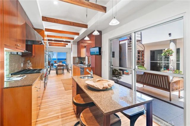 130 Mcknight, Laguna Beach, CA 92651