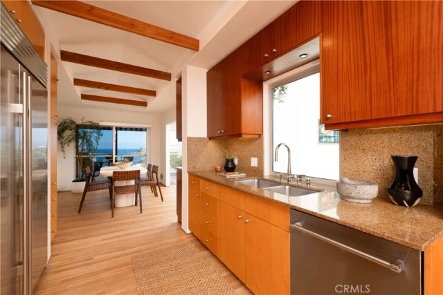 130 Mcknight, Laguna Beach, CA 92651