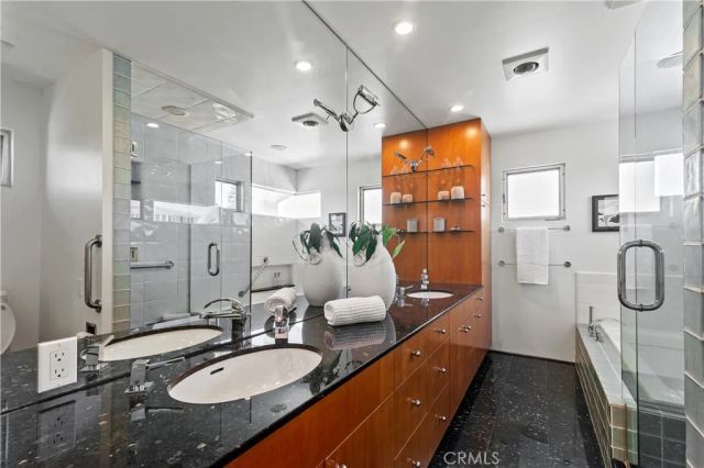 130 Mcknight, Laguna Beach, CA 92651